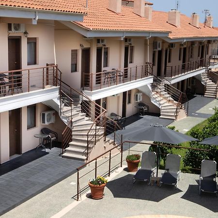 Sunset Inn Kриопиги Екстериор снимка