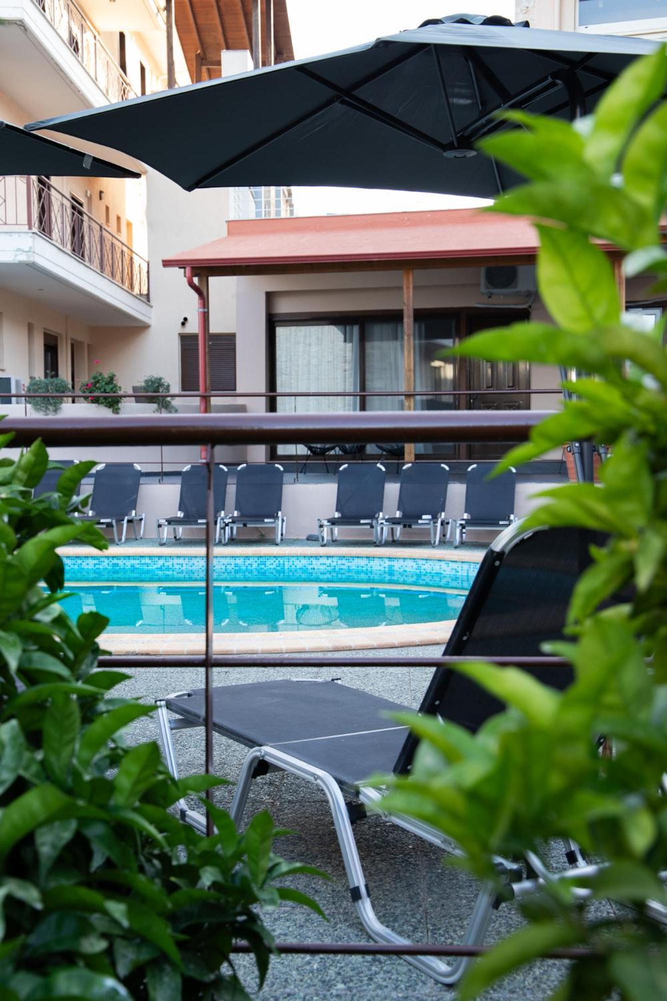 Sunset Inn Kриопиги Екстериор снимка