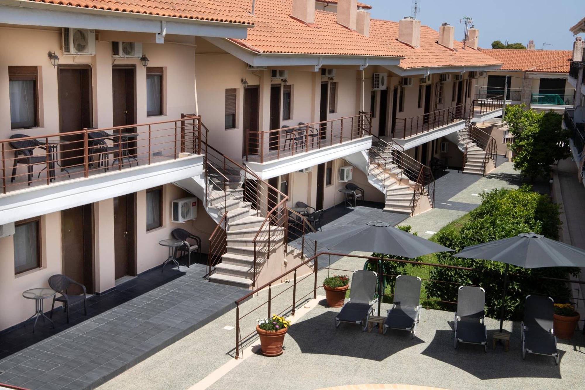 Sunset Inn Kриопиги Екстериор снимка