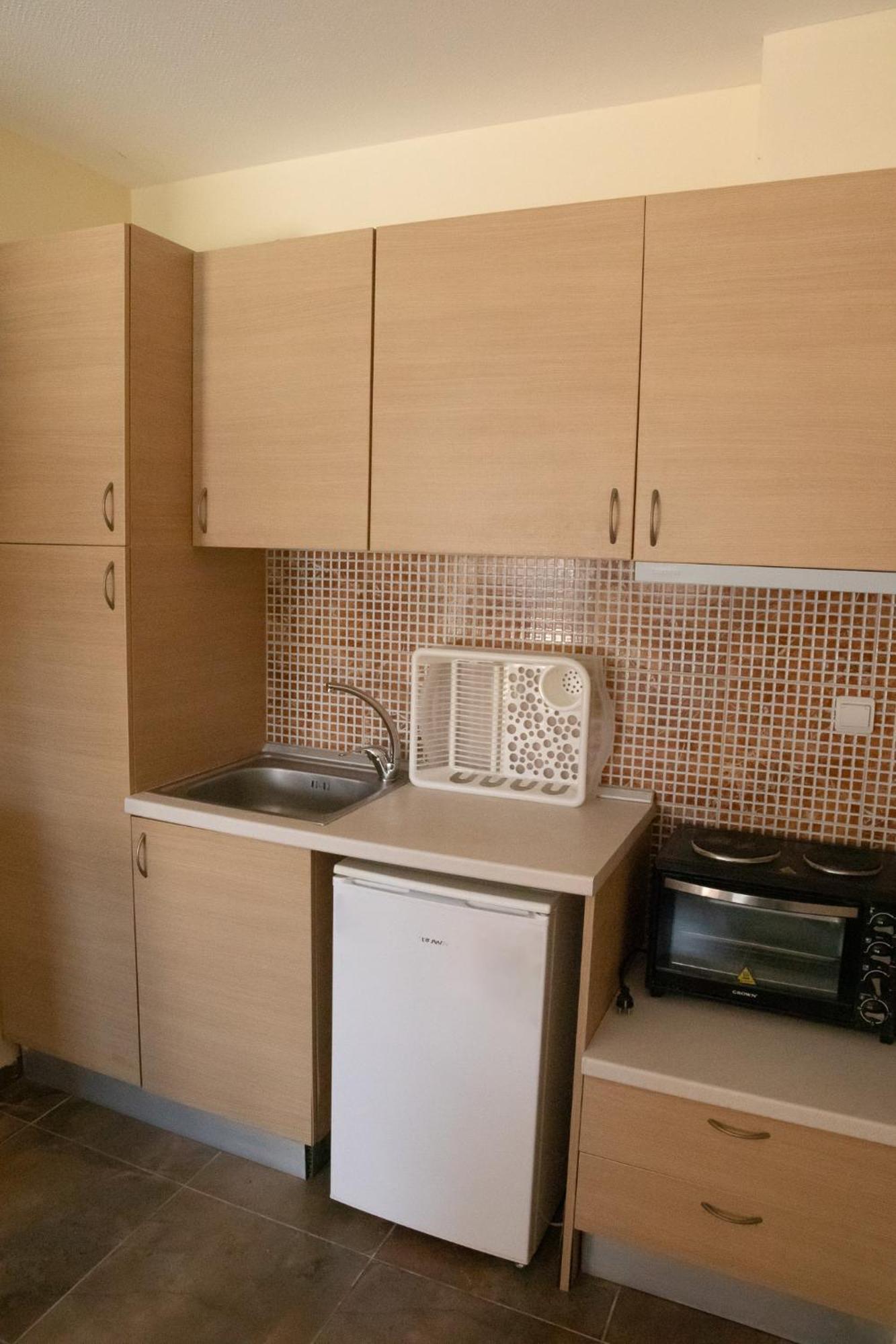 Sunset Inn Kриопиги Екстериор снимка