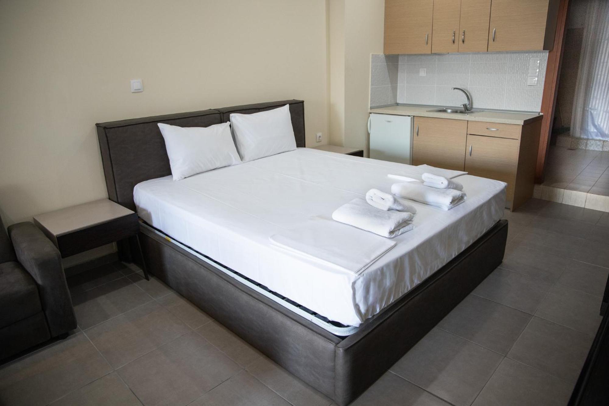 Sunset Inn Kриопиги Стая снимка